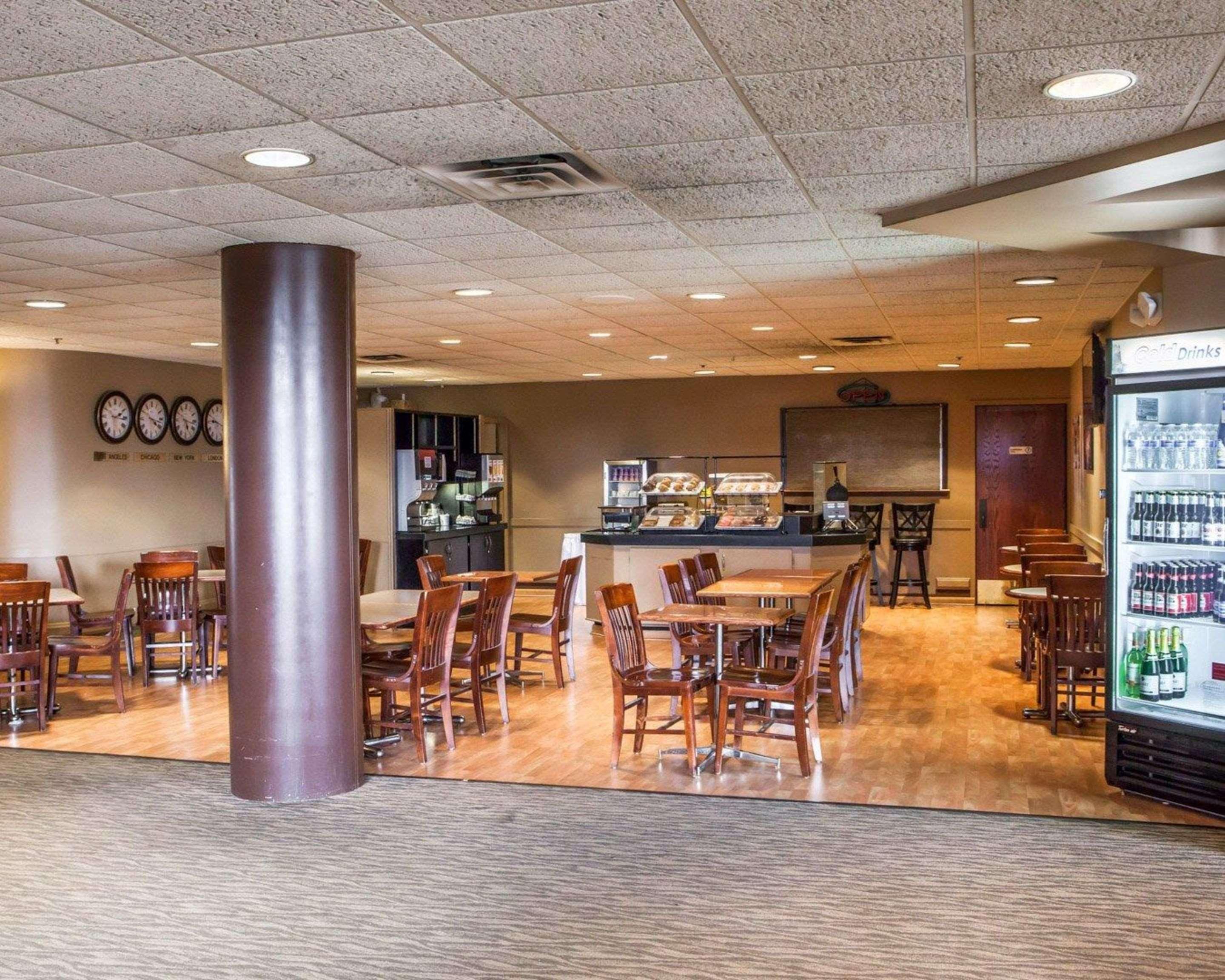 Quality Inn & Suites Orland Park - Chicago Экстерьер фото