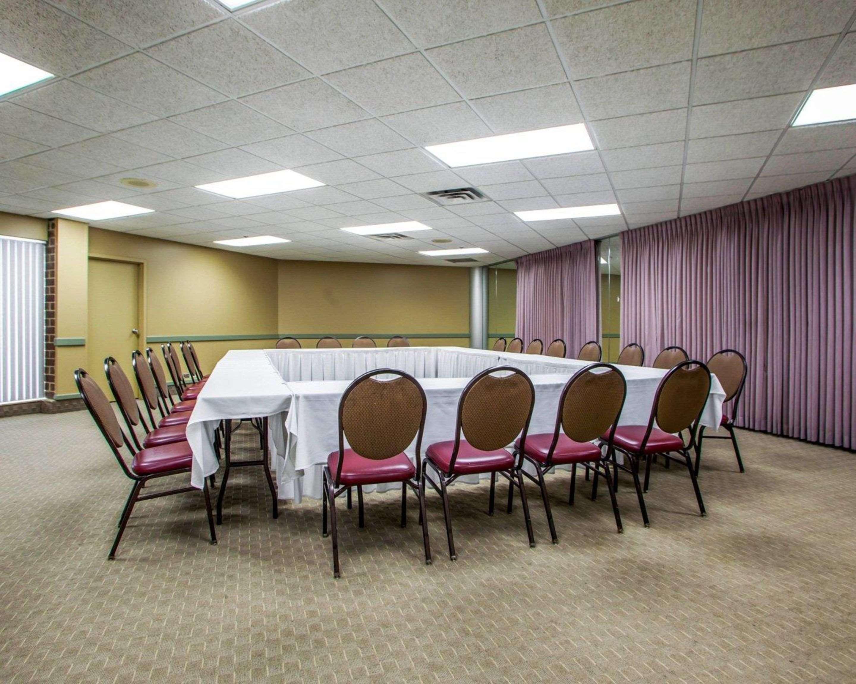 Quality Inn & Suites Orland Park - Chicago Экстерьер фото