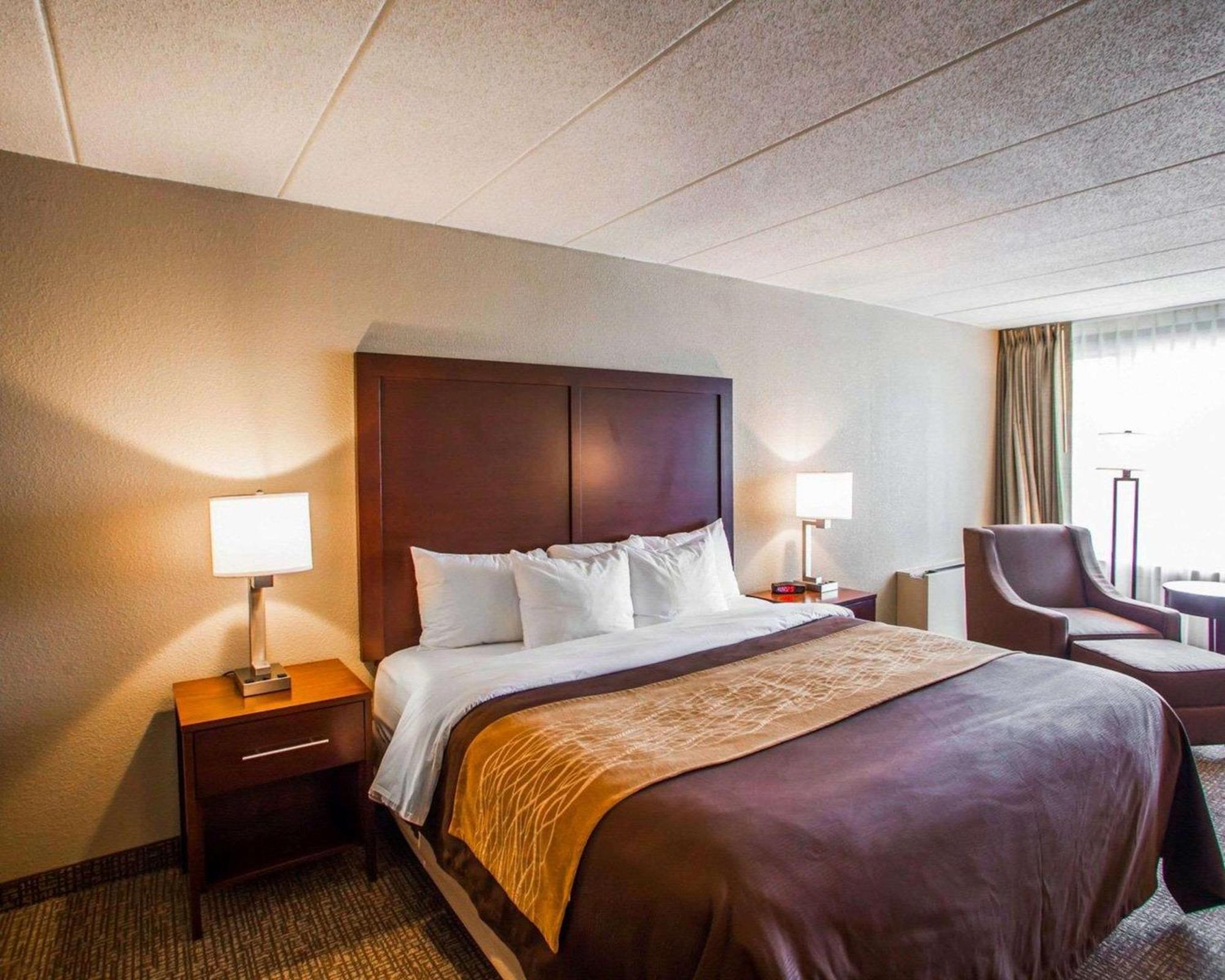 Quality Inn & Suites Orland Park - Chicago Экстерьер фото