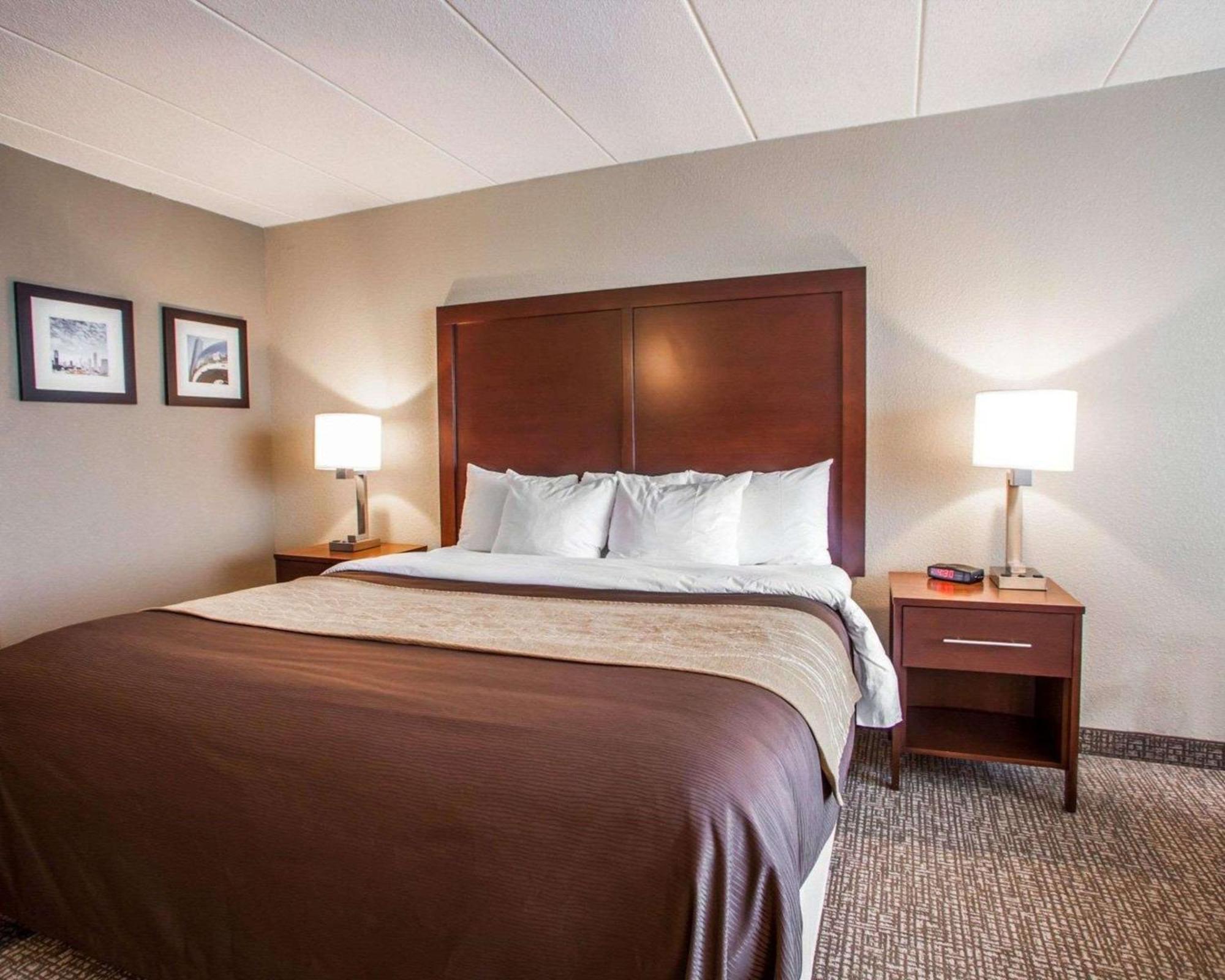 Quality Inn & Suites Orland Park - Chicago Экстерьер фото